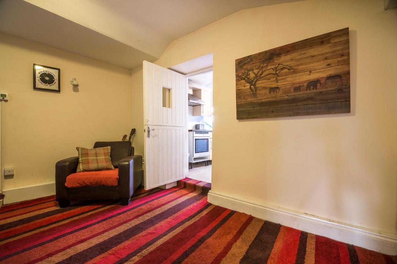 Manorbier Castle Inn Sunset Room Dış mekan fotoğraf